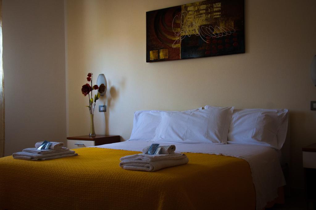 P&P Assisi Camere Bastia Umbra Room photo