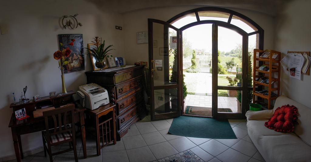 P&P Assisi Camere Bastia Umbra Exterior photo